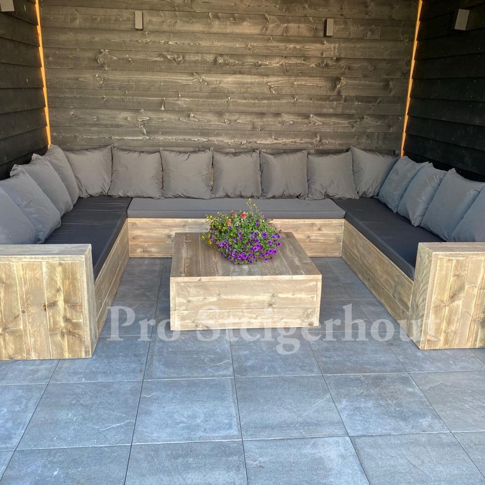 Gartenmöbel auf Bauholz Lounge Sofa loungeset Terrassenmöbel in Düsseldorf