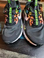 Nike Air Max 270 React GS Running. Guter bis sehr guter Zustand! Leipzig - Connewitz Vorschau