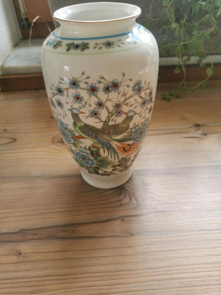 Japanische Vase in Stephansposching