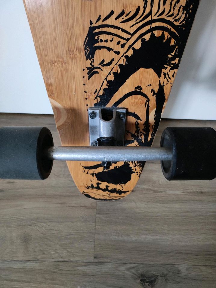 Longboard Skateboard Jucker Hawaii Makaha Cruiser in Prisdorf