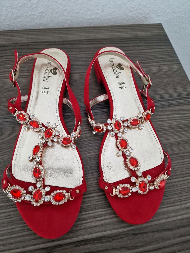 Sandalen von Braccialini, Leder, Gr. 41, neu, rot in Baden-Württemberg -  Ulm | eBay Kleinanzeigen ist jetzt Kleinanzeigen