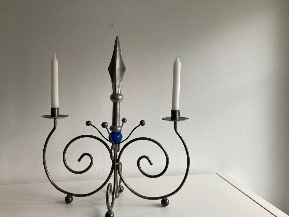 Kerzenleuchter Kerzenhalter Kerzenständer Metall blau in Weitramsdorf