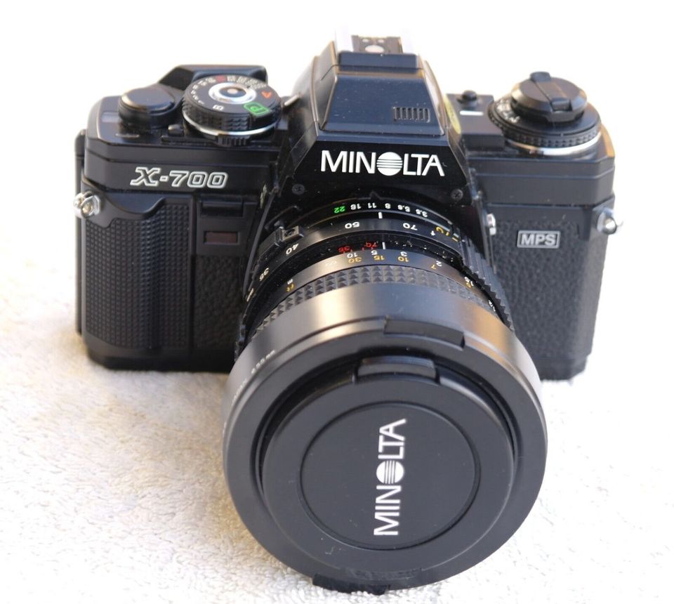 Minolta X-700 MPS Spiegelreflexkamera m.reichlich unbenutzte Zub. in Straubing