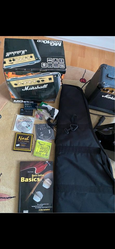 E-Gitarre Marshall Verstärker Tasche Rock Guitar Basics usw. in Berlin