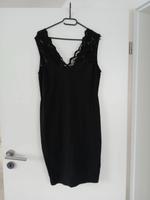 Kleid mit Spitzenträgern, schwarz / Gr. L Bayern - Augsburg Vorschau