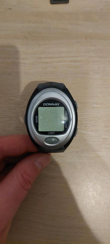 Armband Uhr Donnay in Essen