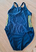 adidas Badeanzug Größe 42 / sehr selten getragen Nordrhein-Westfalen - Minden Vorschau