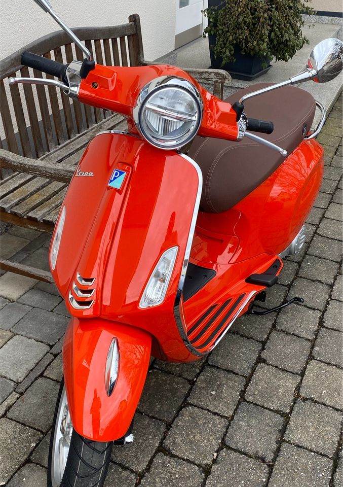 Vespa Primavera 50 4T Orange Garantie bis 03/25 150km in Wangen im Allgäu