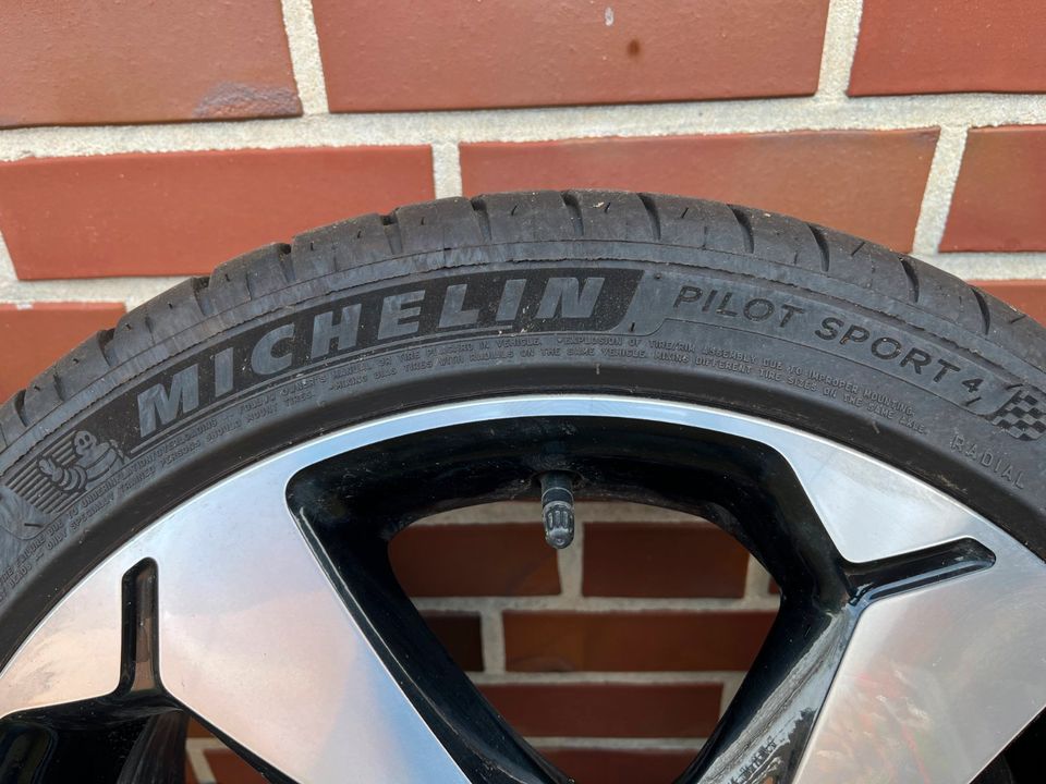 4x Sommerreifen m. Alu, Michelin Pilot Sport 205/45 ZR 17, 88Y in Viersen