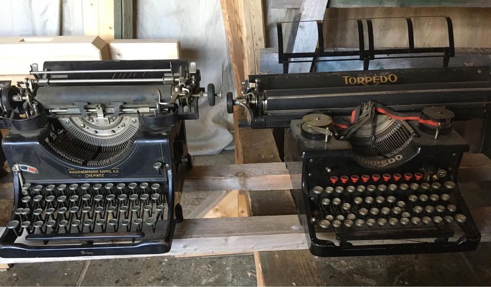 Verschiedene alte Schreibmaschinen in Chemnitz
