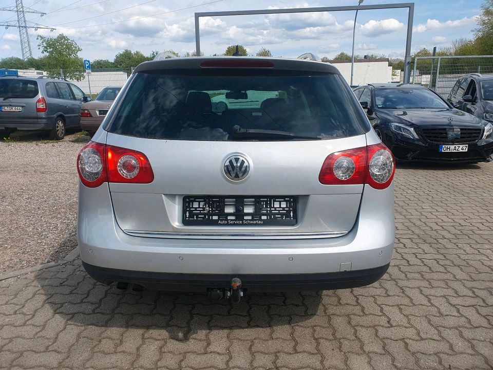 VW Passat 3C 1,9TDI / TÜV NEU / KLIMA / AHK in Bad Schwartau