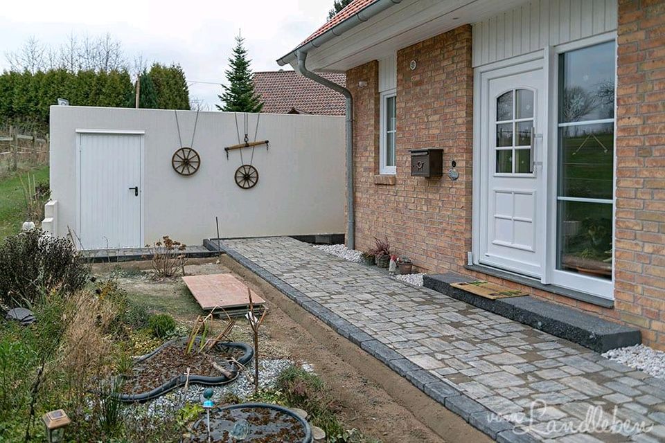 Gartengestaltung Pflasterarbeiten Baggerarbeiten Gartenarbeiten in Braunschweig
