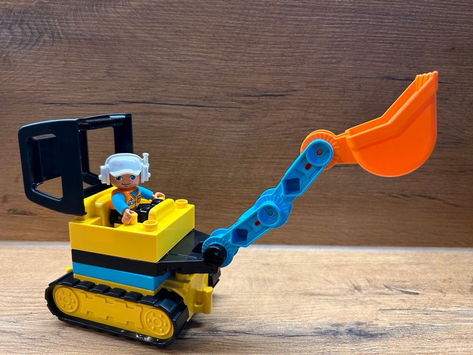 LEGO Duplo Bagger in Weißwasser