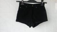 Jeans-Hotpants Gr.34 in schwarz Hessen - Grasellenbach Vorschau