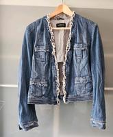 Tolle Betty Barclay Jeansjacke  Gr.38/ M Stretch Nordwestmecklenburg - Landkreis - Herrnburg Vorschau