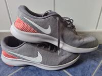 Nike Laufschuh US12,5 Niedersachsen - Osnabrück Vorschau
