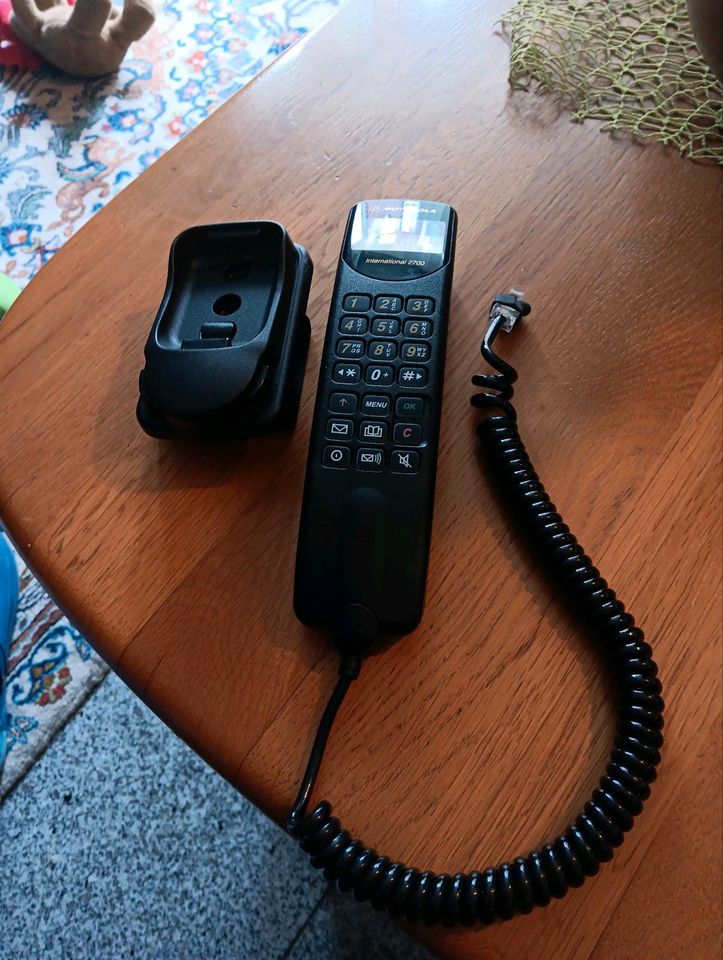 Autotelefon.  Hörer  Motorola in Wassenberg