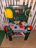 Bosch Werkbank (Spielzeug) inkl. viel Zubehör u. Werkzeuggürtel Hessen - Bad Arolsen Vorschau