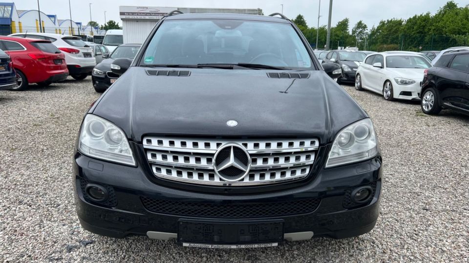 Mercedes-Benz Klasse ML 320 CDI Offroad-Pro/2.Hand-Leder in Paderborn