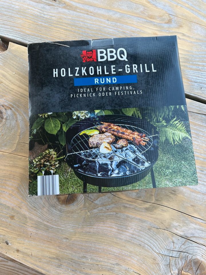BBQ Holzkohle- Grill rund Camping in Barntrup