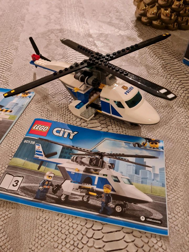 Lego City 60138 Verfolgungsjagd Hubschrauber Polizei Auto in Edewecht
