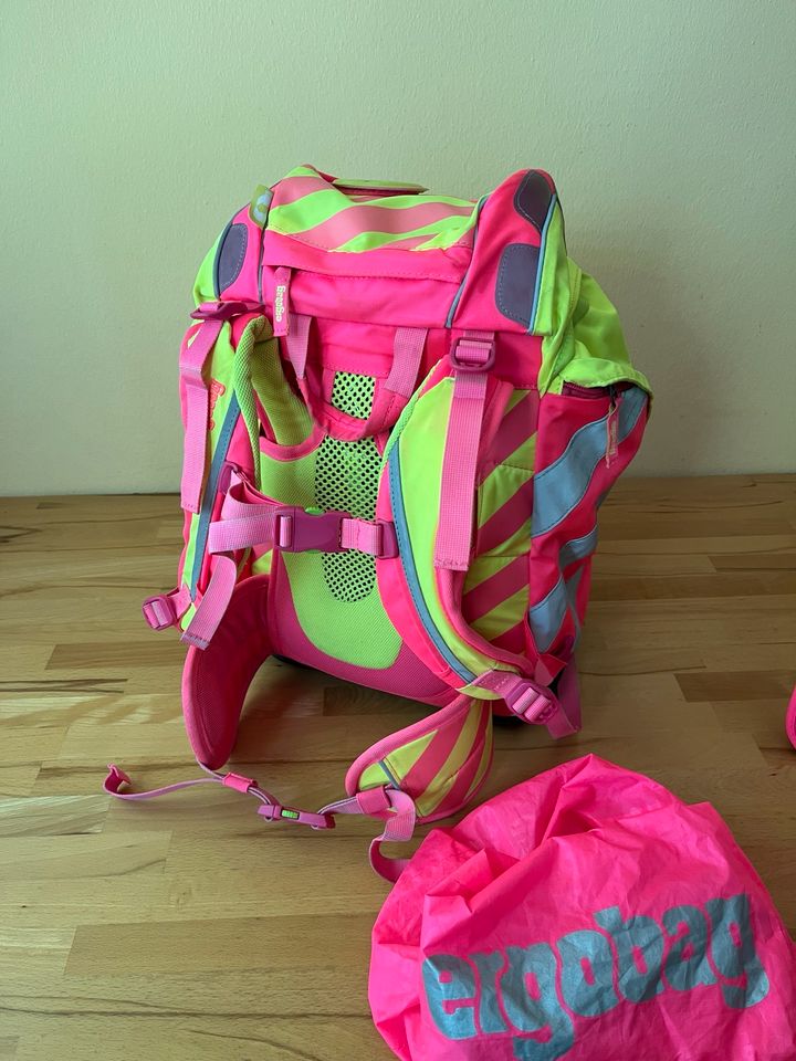 Ergobag Pack Strahlebär rosa pink leuchtgelb Neo Edition Reflex in Straubing