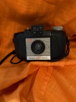Kodak Kamera, Brownie 125 aus den 50ern, aus England Nordrhein-Westfalen - Bergisch Gladbach Vorschau