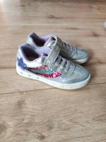 Schuhe Geox Sneaker Gr. 30 Silber/ Blinker Bayern - Olching Vorschau