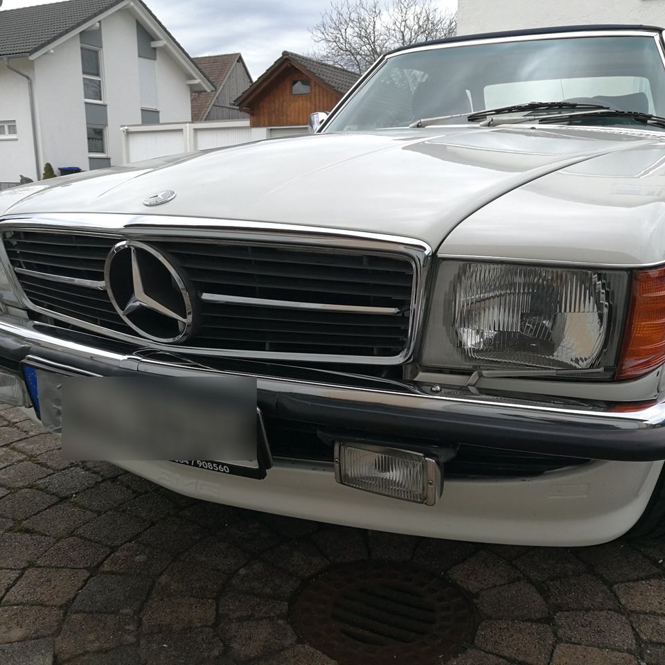 Mercedes 280 SL Cabrio/Roadster in Sexau