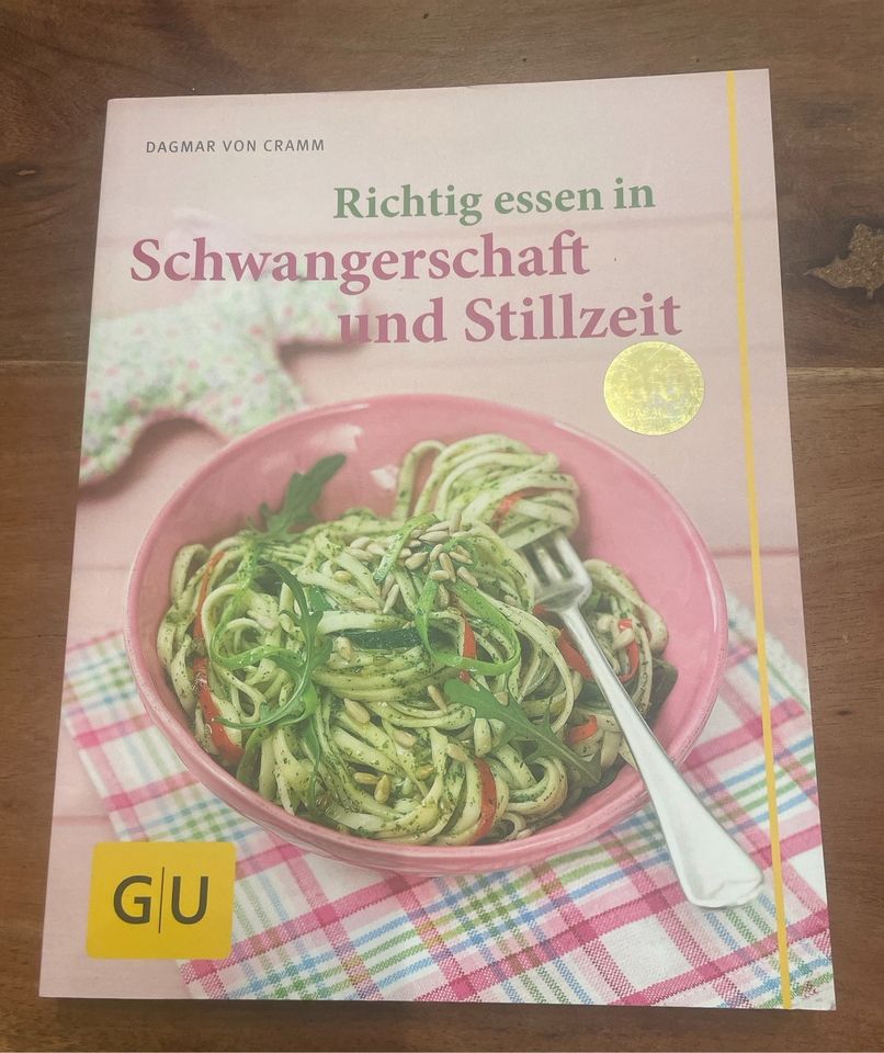 GU Richtig essen in Schwangerschaft und Stillzeit in Bochum