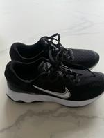 Nike Sportschuhe – Größe 40 – NEU Hessen - Kassel Vorschau