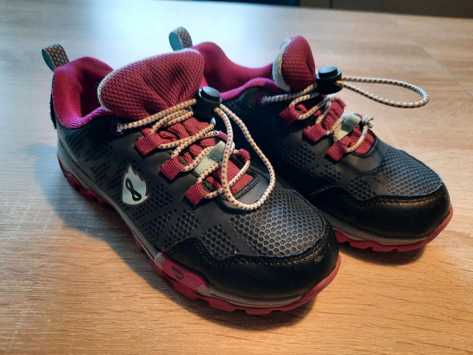 Outdoorschuhe Rocktrail Gr. 30 in Küps