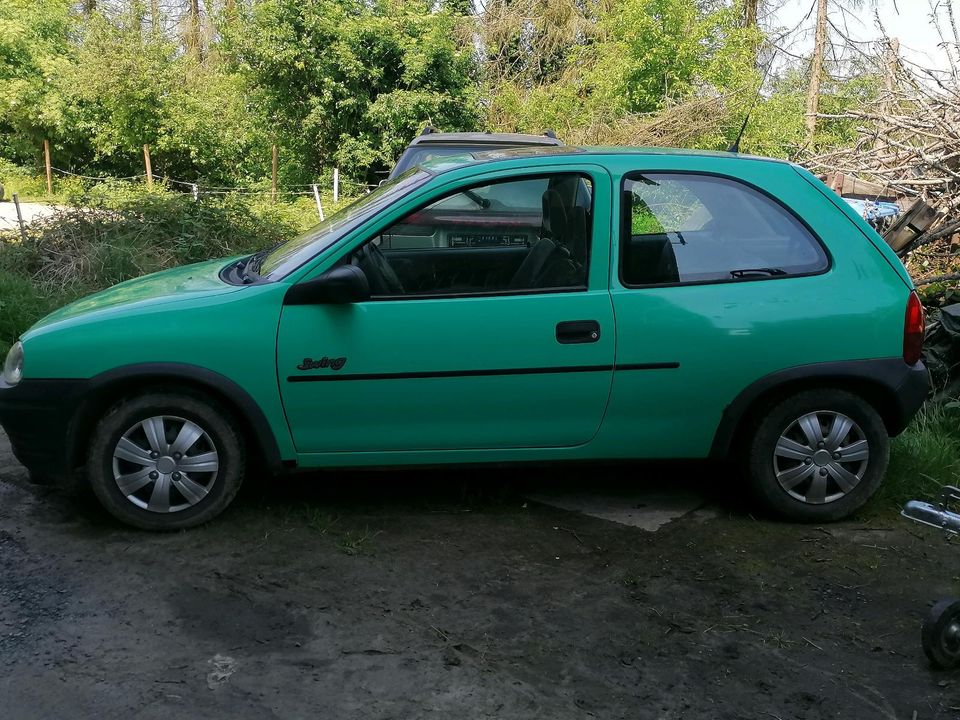 Opel Corsa B (Bastlerfahrzeug) in Holler