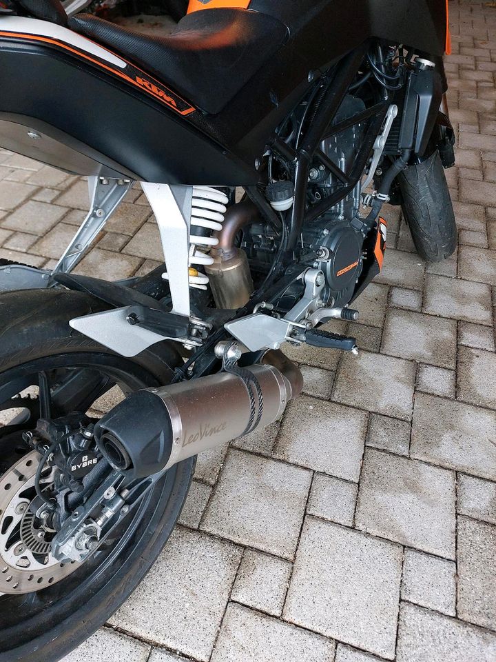 KTM Duke 125 in Eurasburg b. Friedberg