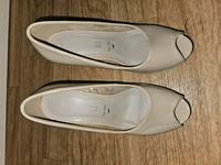 Via della Rosa Schuhe Gr 36 beige Damen Absatzschuhe Peeptoe Leipzig - Schönefeld-Abtnaundorf Vorschau