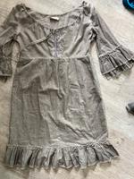 Oui Kleid Kleidchen Gr 38 neuwertig Puffärmel Niedersachsen - Leer (Ostfriesland) Vorschau