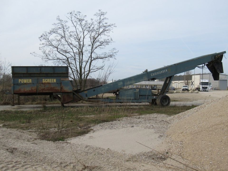 mobiles Förderband mit Aufgabebunker Powerscreen Commander in Wurzen