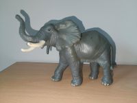 Elefant Papo 50041 erhobener Rüssel Sammeltier Spielfigur Wild Nordrhein-Westfalen - Lippstadt Vorschau