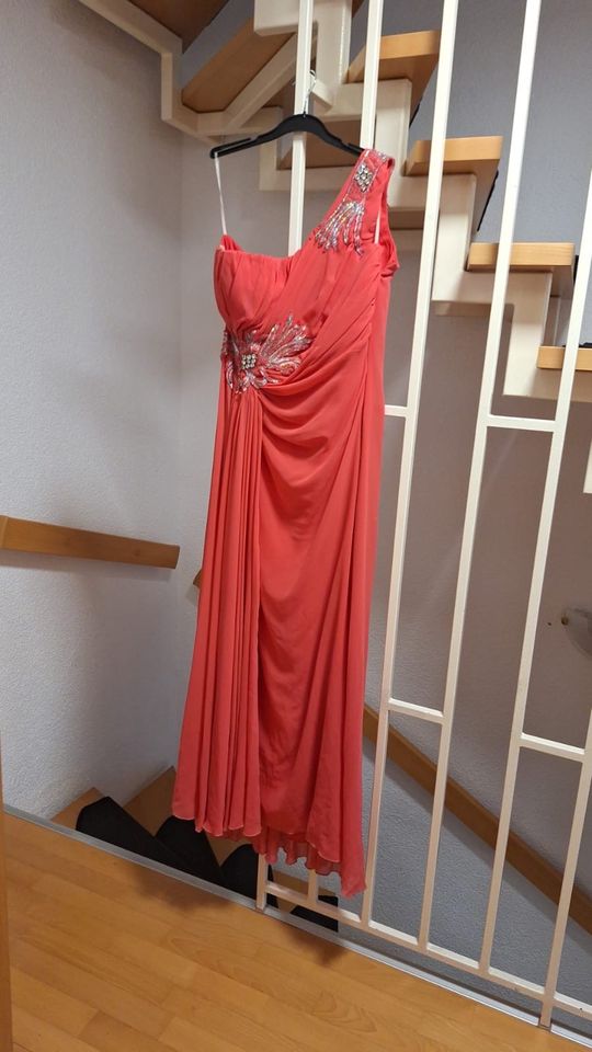 Abendkleid Größe 44 in Sindelfingen