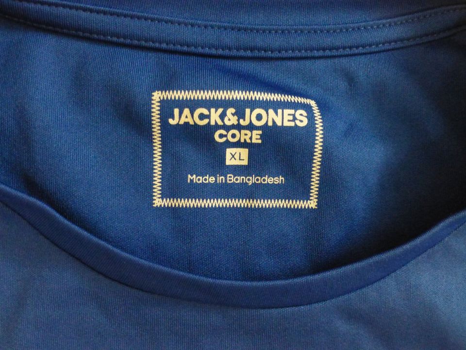 Neuwertiges Jack&Jones Core Sport T'Shirt,blau,Gr.XL in Hille