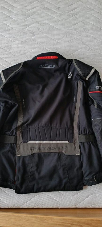 Büse Motorrad Jacke und Hose in Kirchlengern