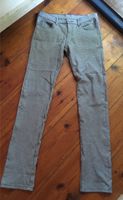 Fein gemusterte Hahnentritt Dr.Denim Stretch Jeans - 31/34 Brandenburg - Cottbus Vorschau