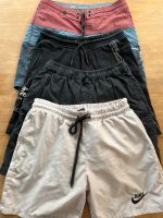 Kleines Paket Jungen 164 Shorts Badeshorts kurze Hosen Bayern - Augsburg Vorschau