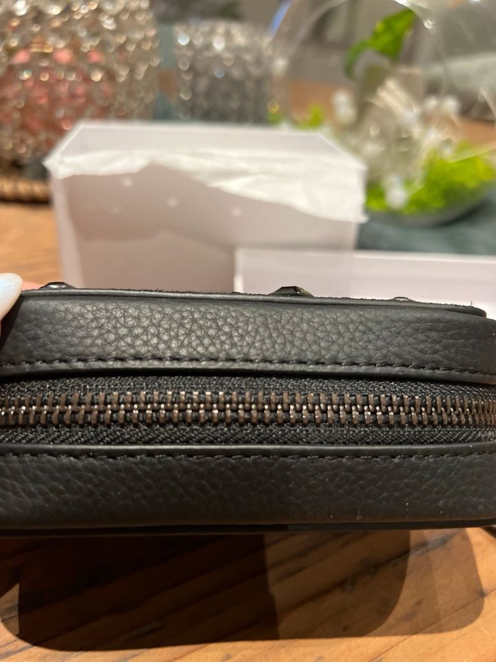 Mini Tasche Liebeskind NEU in Friedrichsthal