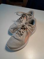 Puma Sportschuhe Sneaker Gr 37 Nordrhein-Westfalen - Hemer Vorschau