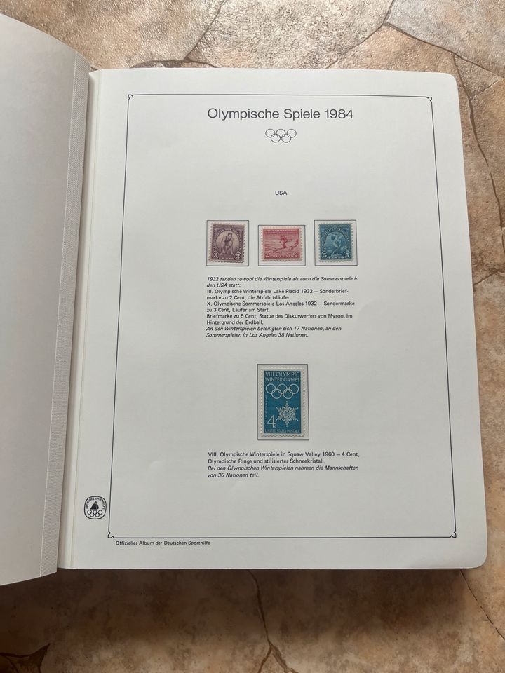 Briefmarkenalbum Olympische Spiele 1984 in Düsseldorf
