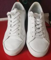 Lacoste Sneakers Weiss Gr. 37 kids Nordrhein-Westfalen - Wülfrath Vorschau
