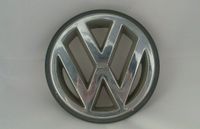 VW Germany Chrom Zeichen Emblem Golf 1 Cabrio 3A0 853 601 Sachsen - Hainichen Vorschau