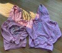 2 Mädchen Kinder Hoodys Pullover rosa 128/134 Brandenburg - Zossen-Dabendorf Vorschau