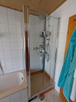 Dusche komplett mit Wanne und Glasscheiben Schwenktüren Bayern - Bad Rodach Vorschau